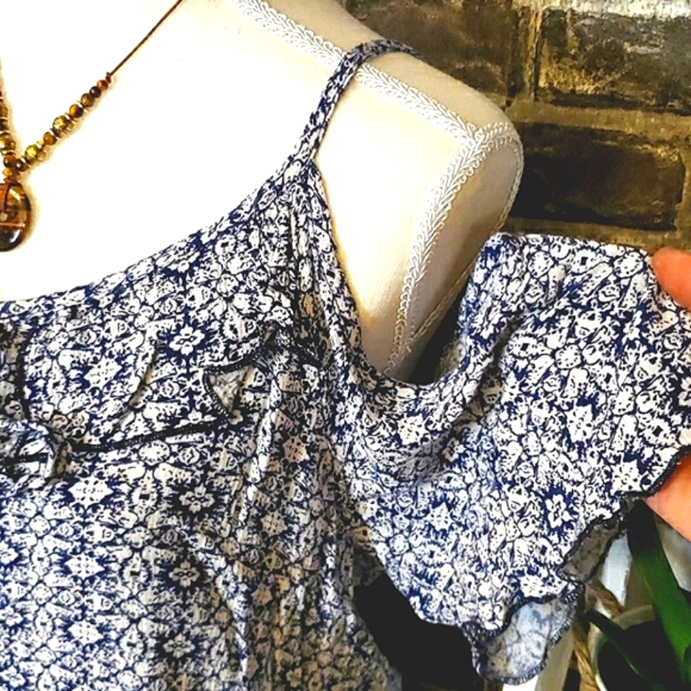 Mind Code Open Shoulder Top | Small - Picture 2 of 6